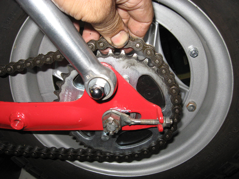 AK pull chain off rear sprocket